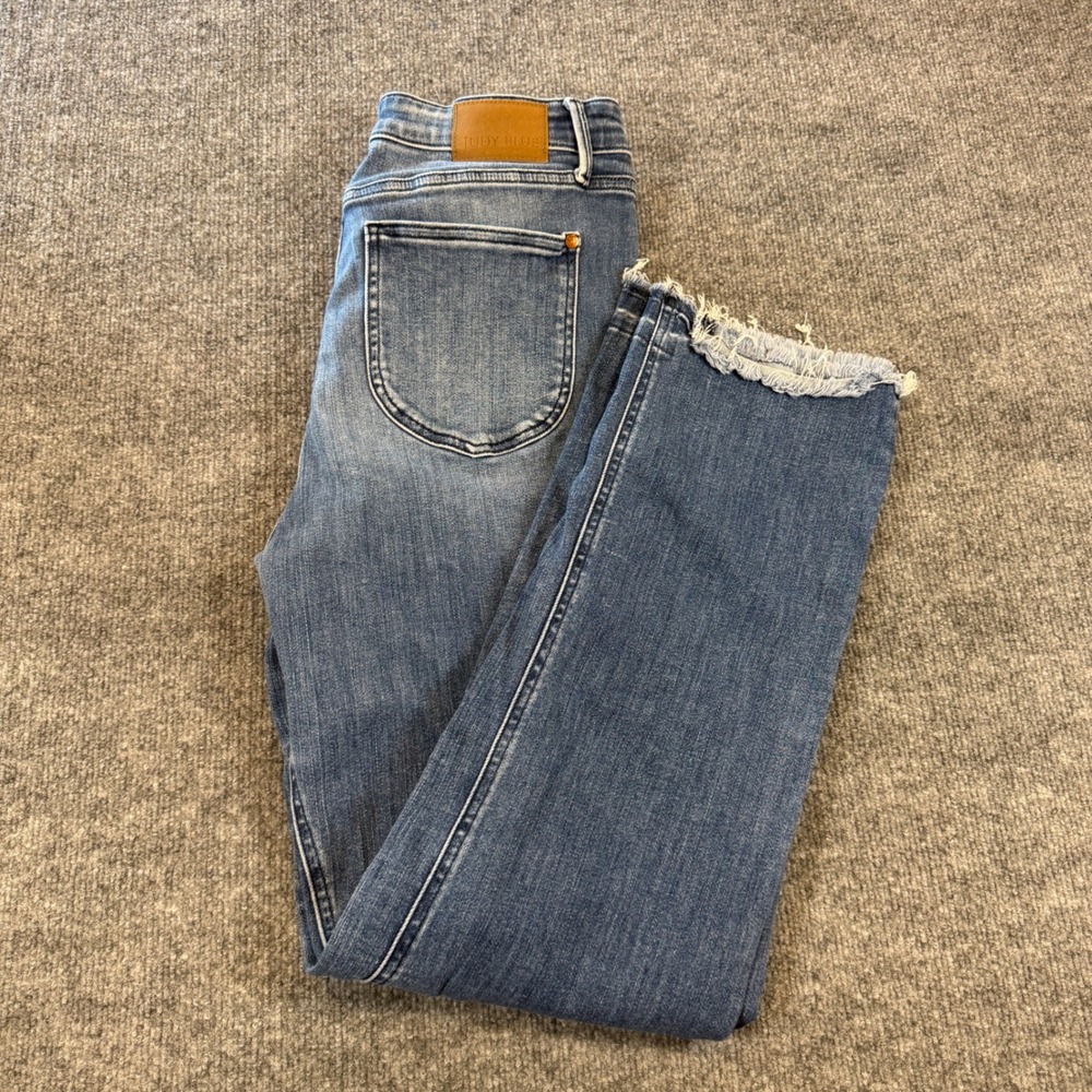 Judy Blue Straight Fit Cotton Blend Blue Denim Jeans Size 13/31 Normcore cowgirl